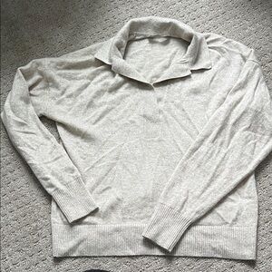Everlane Women's Collared Polo Sweater in Light Gray